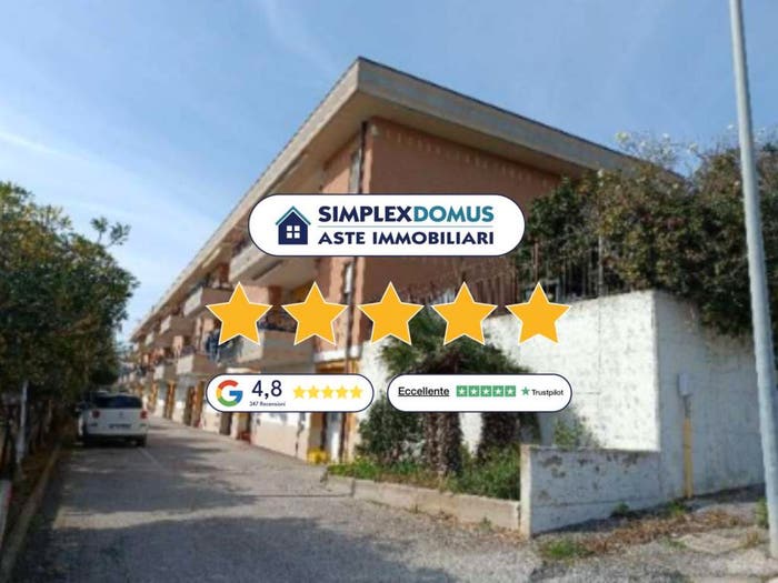 Appartamento con 5 locali in vendita in Via federico, Petacciato