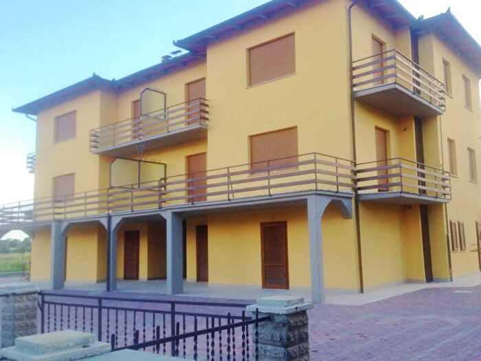 Appartamento quadrilocale in vendita in Centro, Tuoro sul Trasimeno