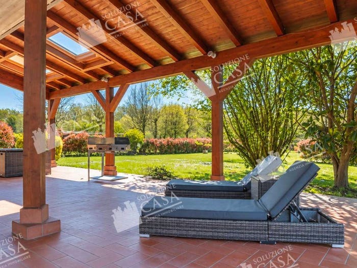 Casa con 6 locali in vendita in Via del Bosco, Sant'Agostino, Terre del Reno