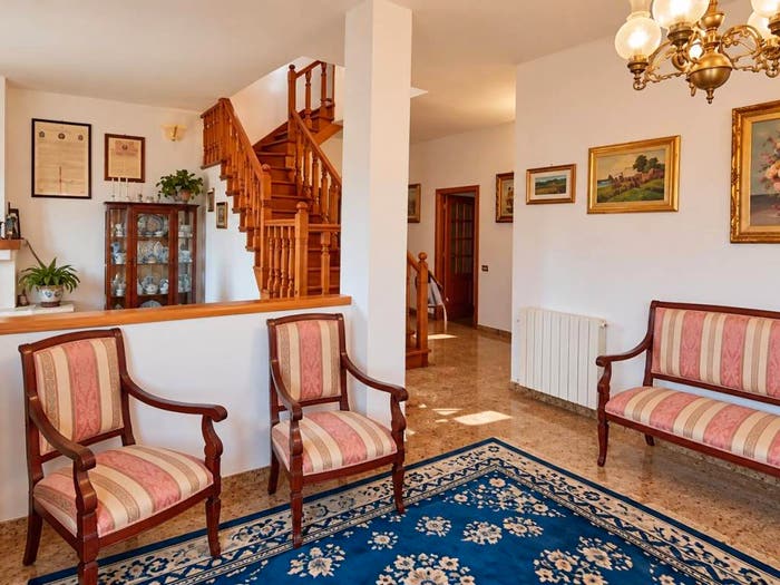 Casa con 6 locali in vendita in via morandi, Centro, Asciano