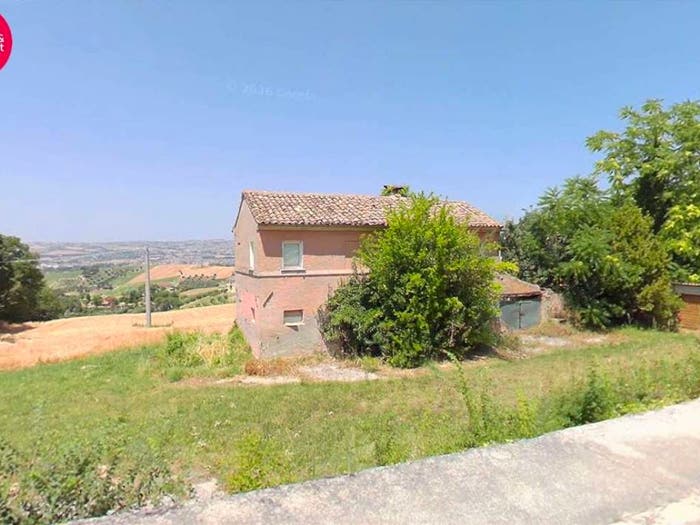 Casa trilocale in vendita in Via Madonna di Loreto, Centro, Monte San Giusto