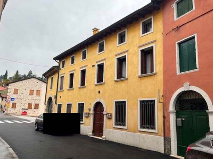 Appartamento con 6 locali in vendita in Via Cisalpina, Centro, Arzignano