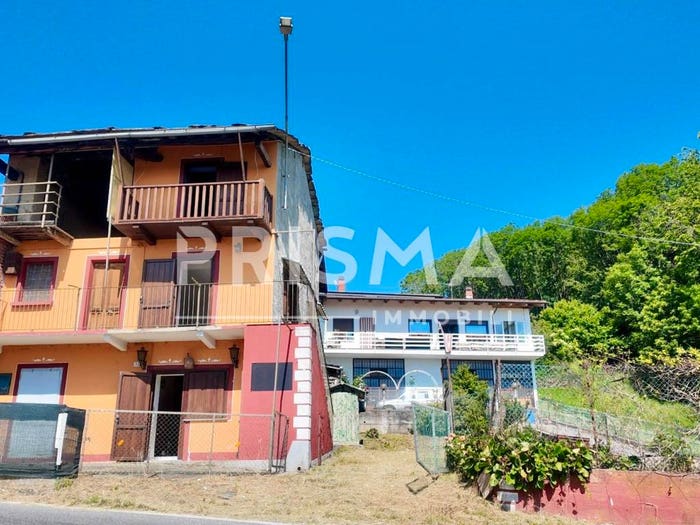 Casa con 5 locali in vendita in Borgata Combravino, Centro, Valgioie