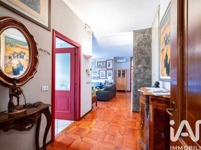 Appartamento con 6 locali in vendita in Via Fiera, Gazzuolo