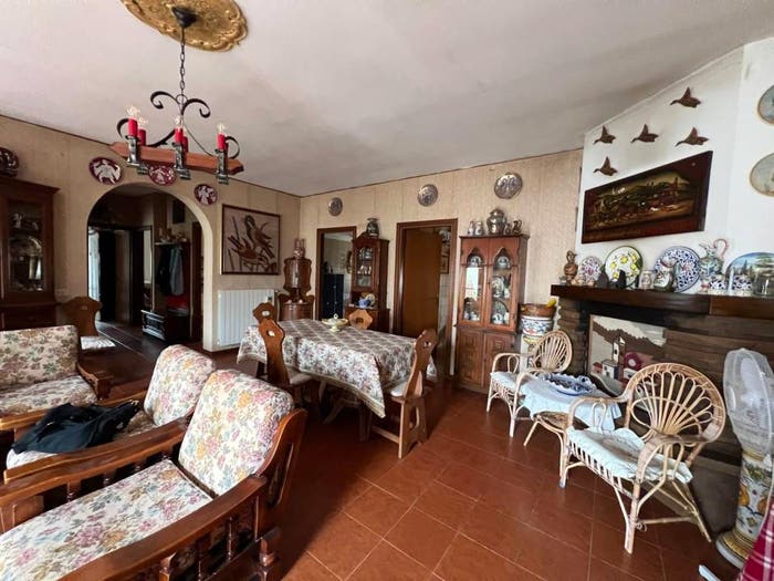Casa quadrilocale in vendita in Viale Luigi Cadorna, Bolsena