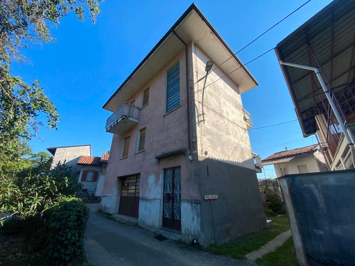 Casa con 5 locali in vendita in Via Campo, Castelnuovo Nigra