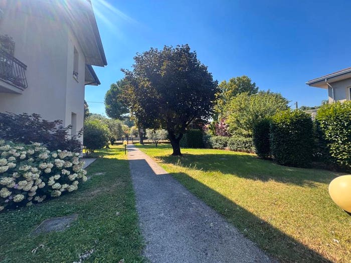 Appartamento trilocale in vendita in Via Baratello, Centro, Calcinato