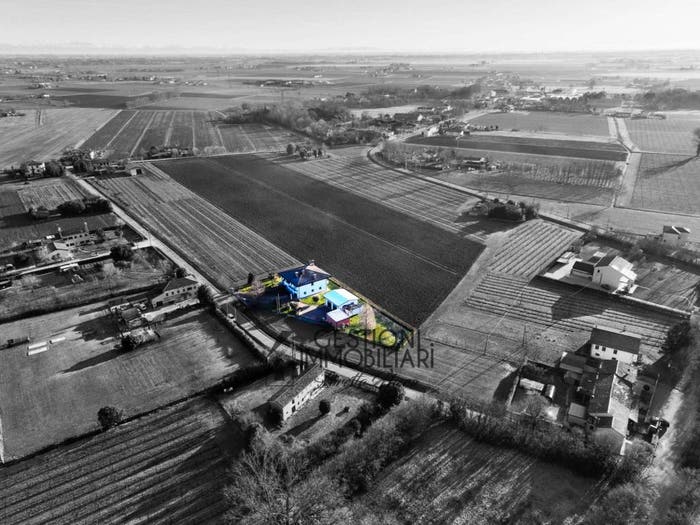 Casa con 6 locali in vendita in Monastier di Treviso