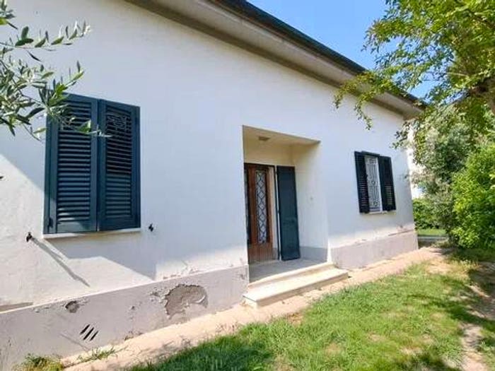 Casa con 6 locali in vendita in Via Don Luigi Sturzo, Guasticce, Collesalvetti