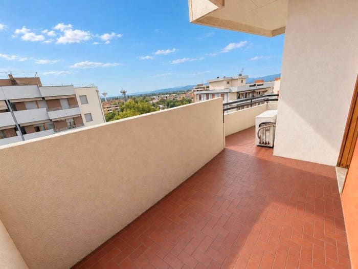 Appartamento quadrilocale in vendita in Via Papa Giovanni XXIII, Ospizio San Maurizio, Reggio Emilia
