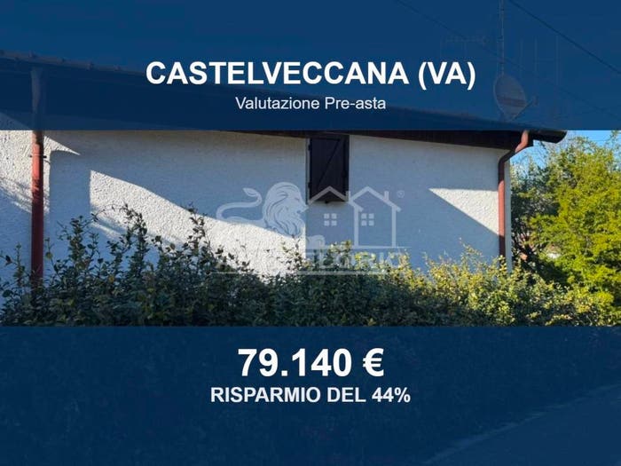 Casa quadrilocale in vendita in Via per Sarigo, Castello, Castelveccana