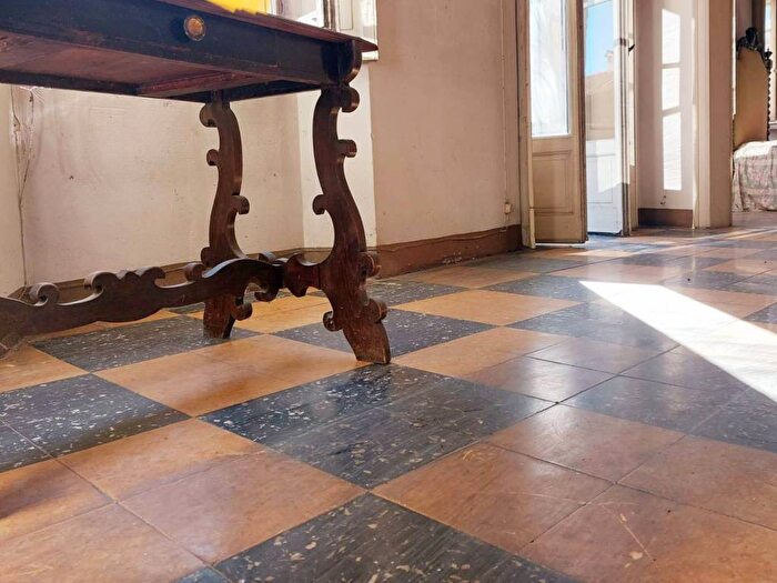 Appartamento quadrilocale in vendita in Corso Umberto I, Centro Storico, Lodi