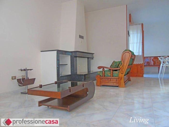 Appartamento quadrilocale in vendita in Via Josto, Olmedo