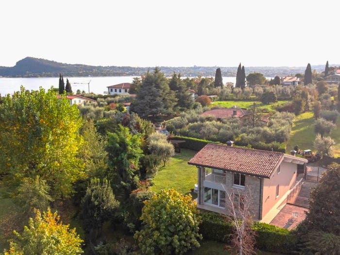 Casa con 6 locali in vendita in Via San Fermo, Centro, San Felice del Benaco