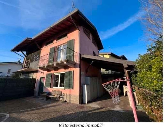 Casa trilocale in vendita in Via Castello, Annone di Brianza