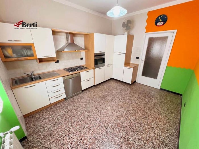 Appartamento bilocale in vendita in Via Pierino Negrotto Cambiaso, Rivarolo, Genova