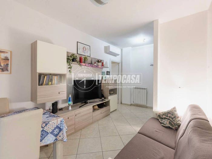 Appartamento trilocale in vendita in Via leonardo da vinci, Villaggio Giardino, Modena