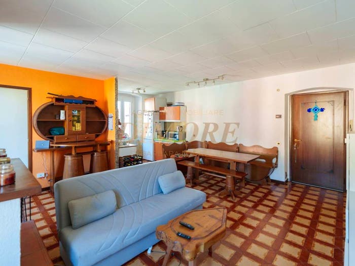 Appartamento trilocale in vendita in Via Giuseppe Mazzini, Centro, Ballabio