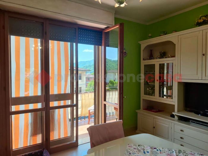 Appartamento quadrilocale in vendita in Via Giovanni XXIII, Centro, Castelnuovo di Garfagnana