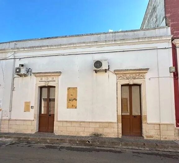 Appartamento quadrilocale in vendita in Via Armando Diaz, Veglie