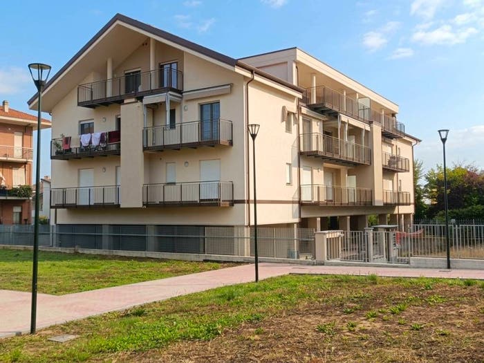 Appartamento trilocale in vendita in Biscaretti, Semicentro, Chieri
