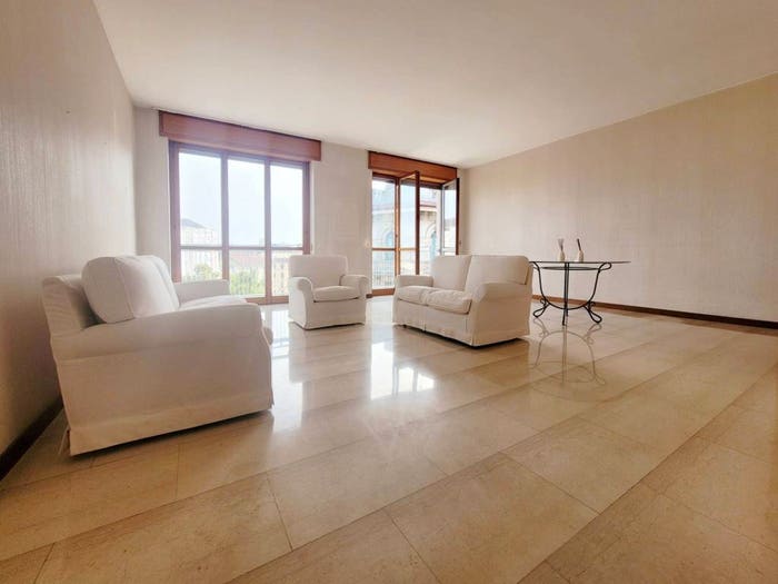 Appartamento trilocale in vendita in Corso Buenos Aires, Buenos Aires, Milano