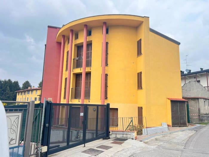 Casa quadrilocale in vendita in Via Martin Luther King, Centro, Cantù