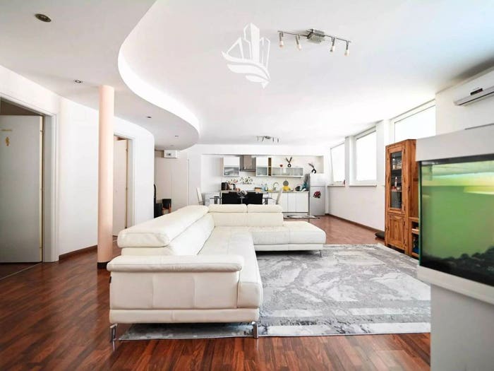 Appartamento quadrilocale in vendita in Via del Macello, Piani, Bolzano