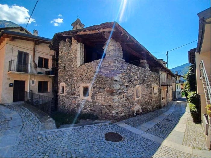 Casa con 6 locali in vendita in Centro, Hone
