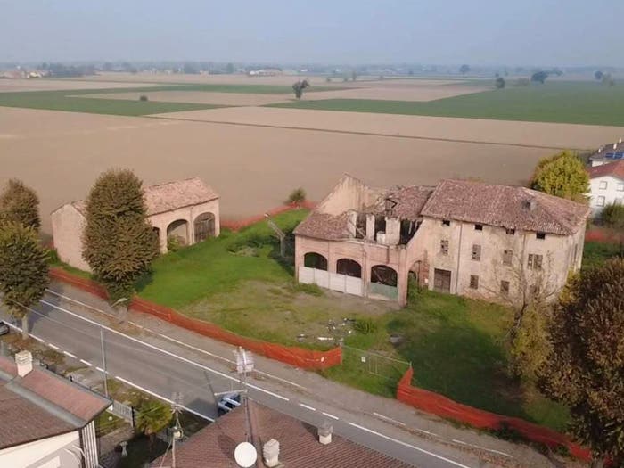 Casa con 6 locali in vendita in Via R Belletti, Sissa, Sissa Trecasali