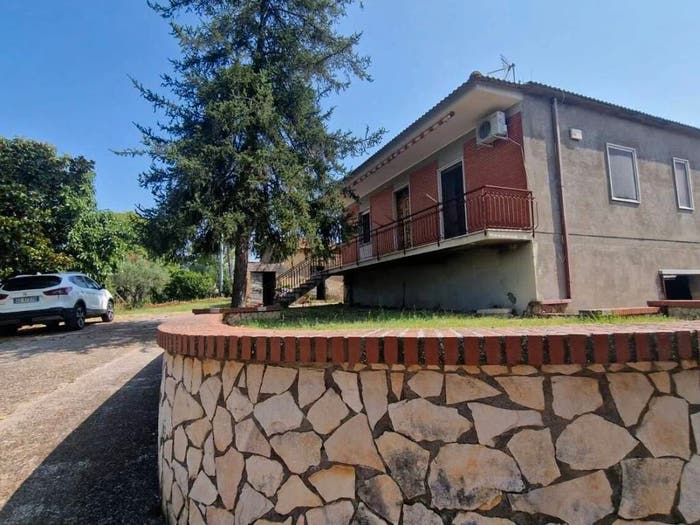 Casa quadrilocale in vendita in Centro, Cisterna di Latina