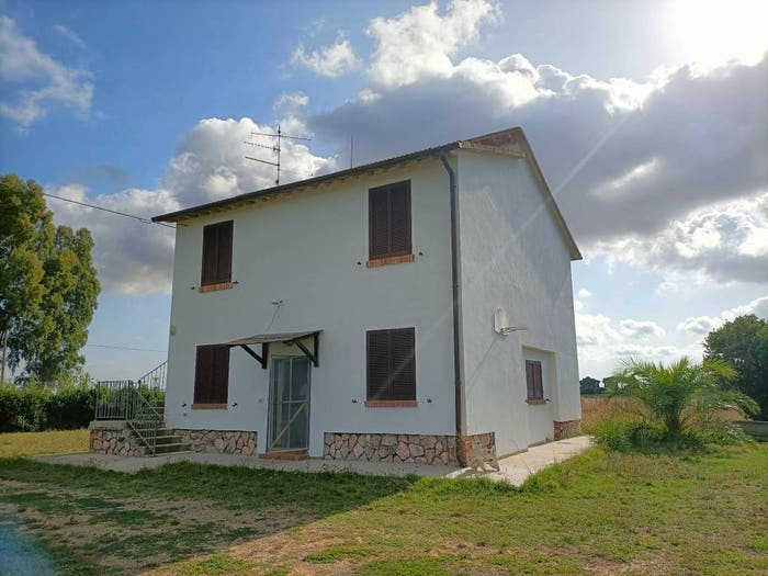 Casa con 6 locali in vendita in La Principina, Grosseto