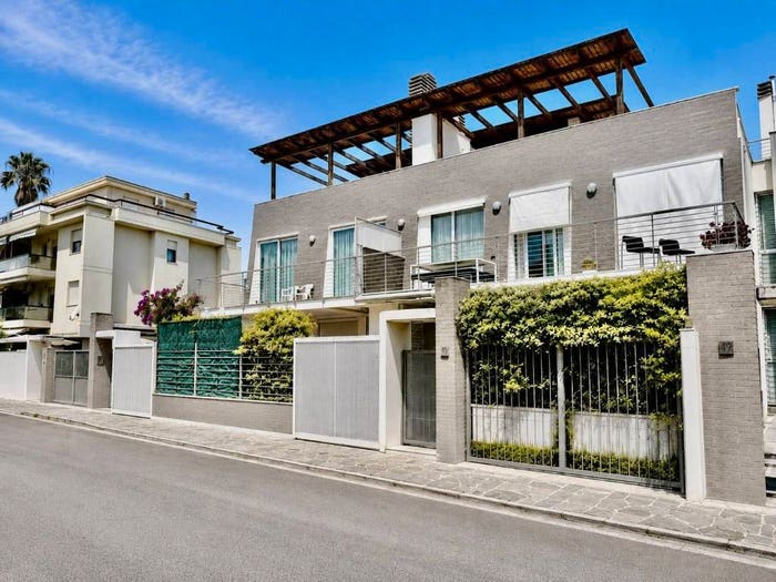Appartamento con 5 locali in vendita in Via Procida, Centro, Grottammare