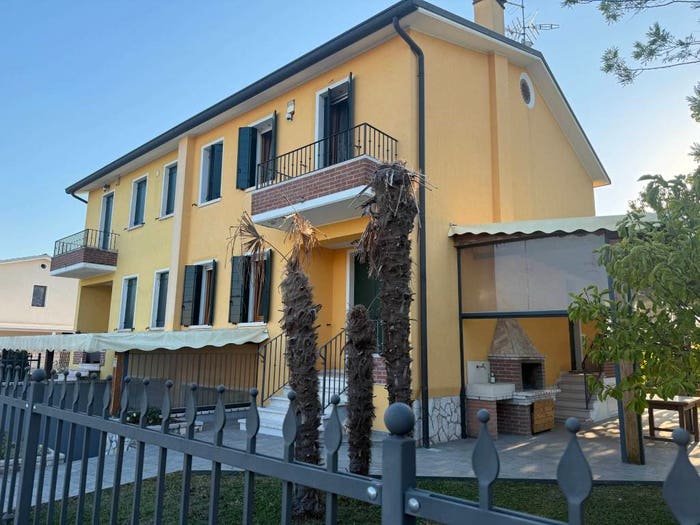 Casa quadrilocale in vendita in Via degli Alpini, Albettone