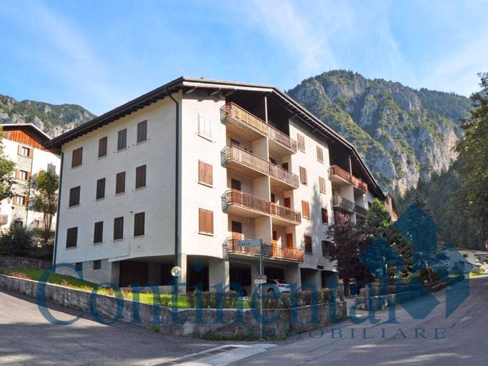 Appartamento trilocale in vendita in Via Monte Secco, Piazzatorre