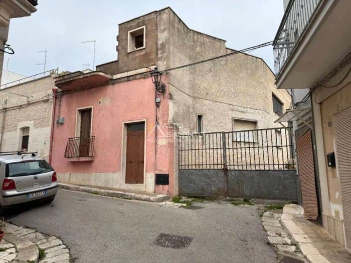 Casa quadrilocale in vendita in Via Roma No Number, Centro, Carovigno