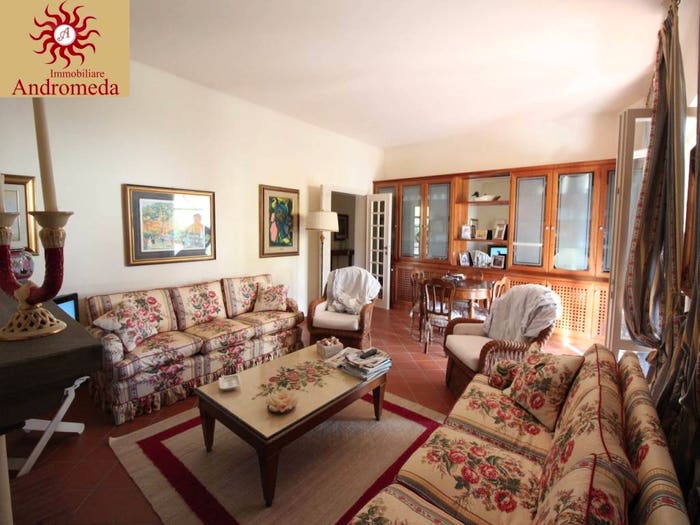 Casa con 6 locali in vendita in Via Balilla, Centro, Forte dei Marmi