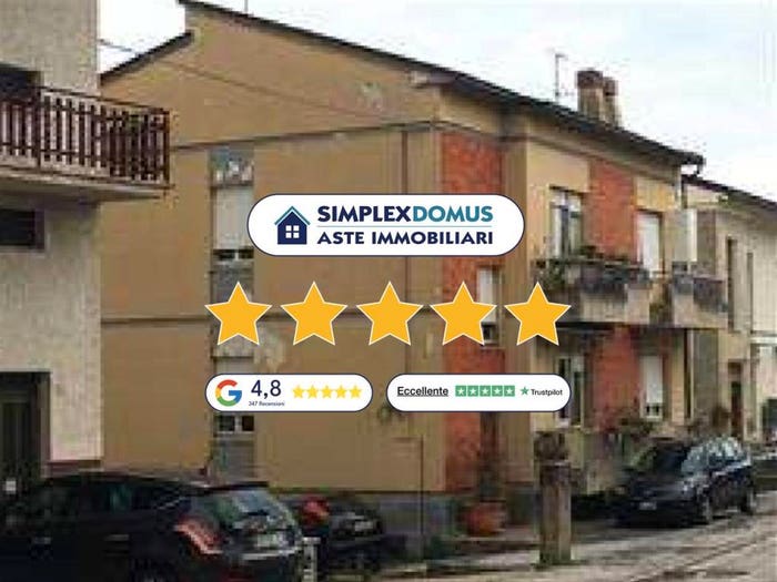 Appartamento con 6 locali in vendita in Via Fonte Orsola, Centro, Corridonia