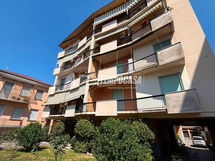 Appartamento quadrilocale in vendita in Viale Ottavio Marchino, Valentino, Casale Monferrato