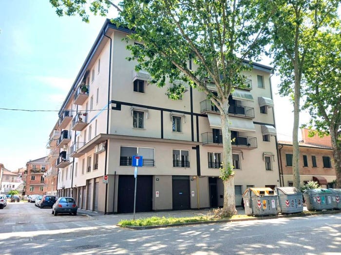 Appartamento trilocale in vendita in VIA FORO BOARIO, Foro Boario, Ferrara