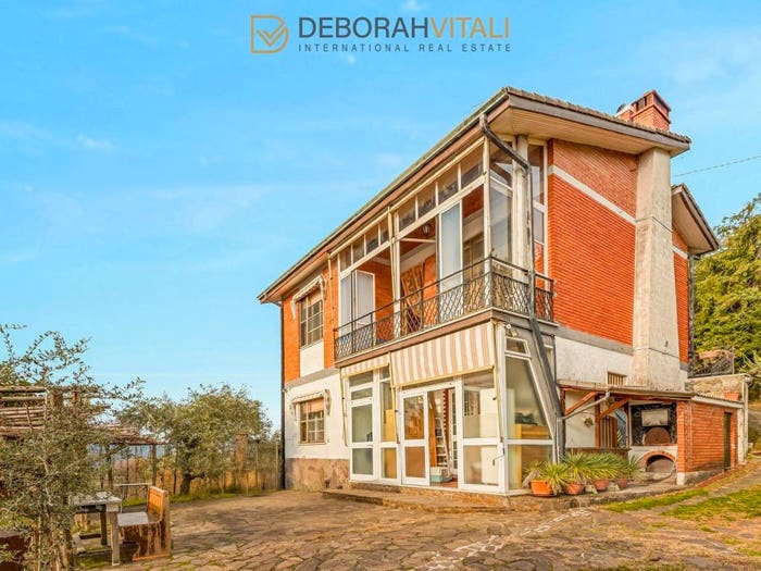 Casa con 5 locali in vendita in Località Tirolo, Bolano