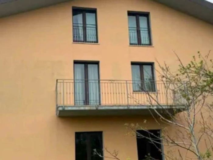 Casa con 6 locali in vendita in Via Marcilliana, Centro, Polverigi