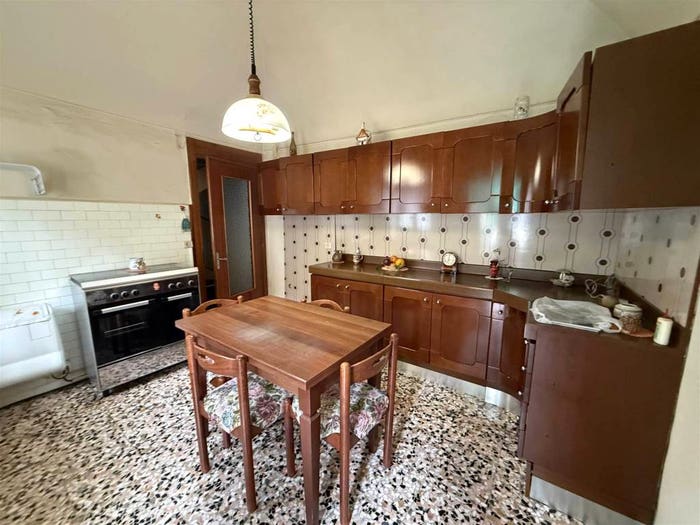 Appartamento trilocale in vendita in piazza parrocchiale, Cavaglià