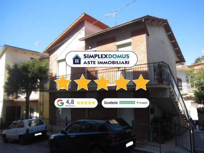 Appartamento con 5 locali in vendita in Via Tirso, Centro, Sant'Elpidio a Mare