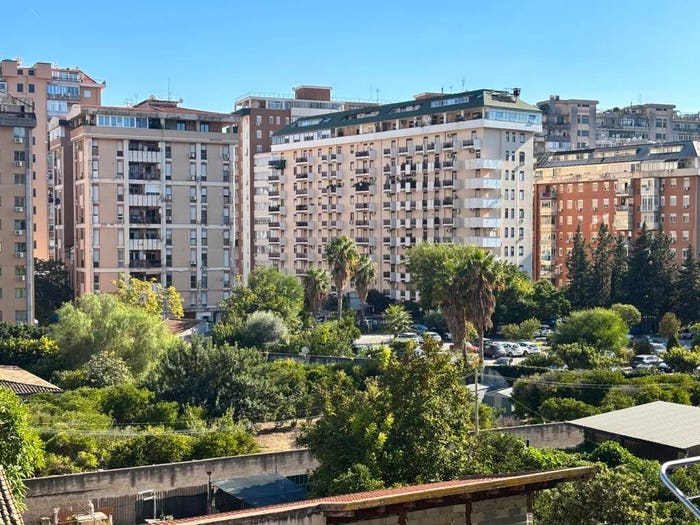 Appartamento con 5 locali in vendita in Via Antonino di Paola, Montepellegrino, Palermo