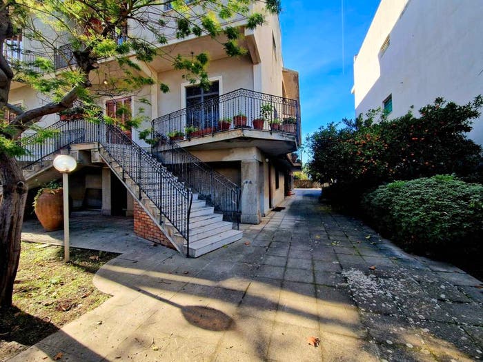 Casa con 6 locali in vendita in Via Madonna delle Grazie, San Pietro Santa Maria delle Grazie, Milazzo