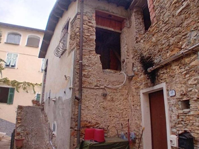 Appartamento trilocale in vendita in Via Ruffini, Costa Carnara, Dolcedo