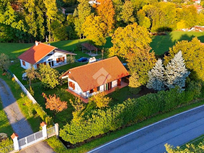 Casa con 6 locali in vendita in Via selvaggio, Giaveno