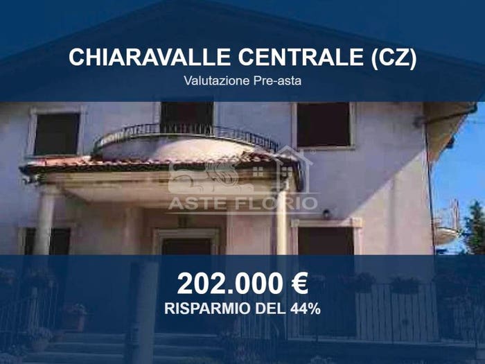 Casa con 6 locali in vendita in Traversa S Antonio snc, Centro, Chiaravalle Centrale