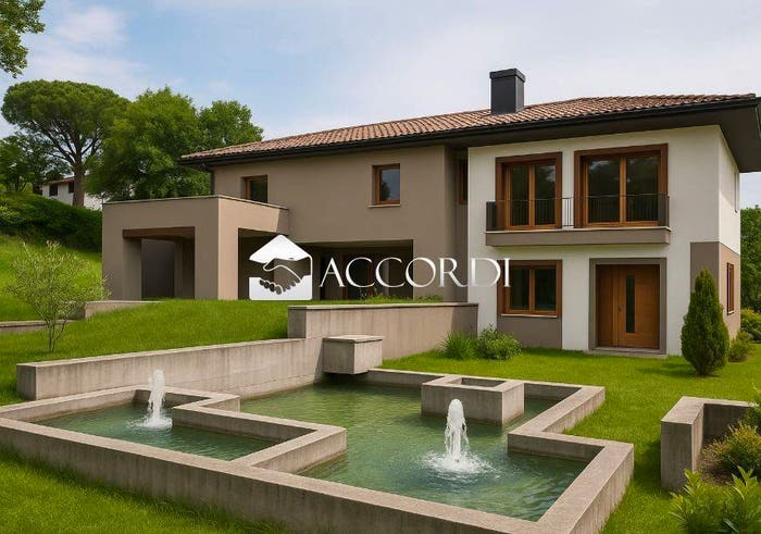 Casa quadrilocale in vendita in Via Volturno, Conegliano